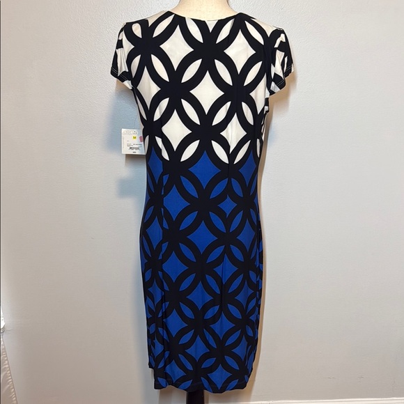 Elegant Blue and Black Geometric Dress by Liz Claiborne - Picture 2 of 4
